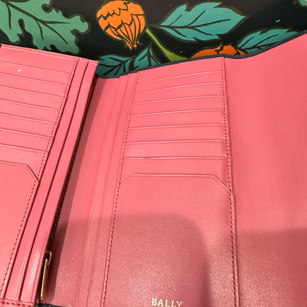 Bally “Bruton” Navy & Rose Leather Continental Wallet – Made in Italy - Picture 5 of 11